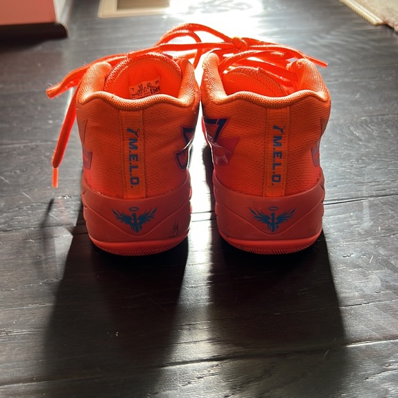 SOLD - Mb.02 X Supernova Basketball Sneakers - Picture 3 of 5